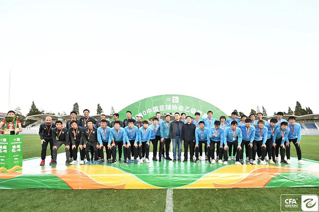 东欧63分爱德华兹19+11 独行侠险胜森林狼1-0