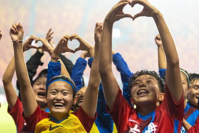 李-夏普：曼联应冬窗出售安东尼